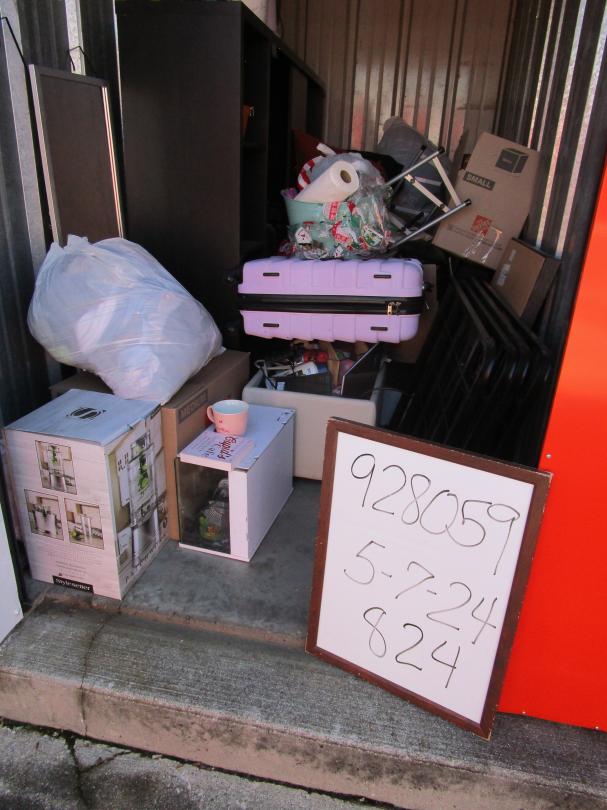 Storage Unit Auction in Columbus , OH at UHaul Moving & Storage at